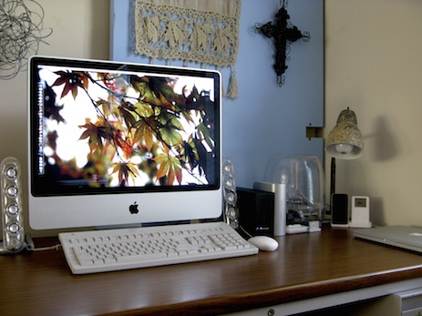 The desk of Stephen Hackett