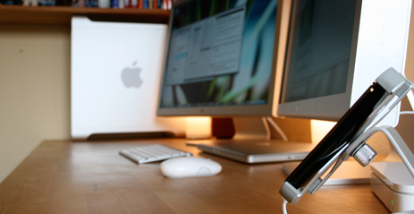 Julian Scharader's desk